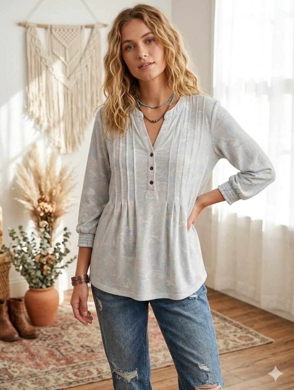 Wonderly Paisley Henley Knit Top Medium